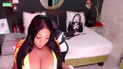 Snapshot of starhappy chatting on June 2026 01:56:01 AM Welcome Im VICTORIA Your love is my passion activate my love and moaning with your tips and enjoy with me online show from June 2026 01:56:01 AM