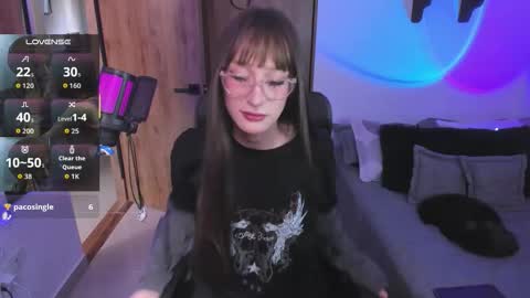 Snapshot of starrraura chatting on February 2026 06:35:01 PM Star Aura online show from February 2026 06:35:01 PM