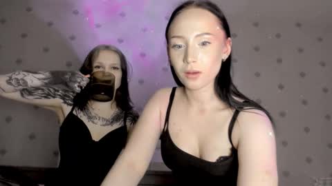 staysi_ online show from December 2025 10:52:01 PM