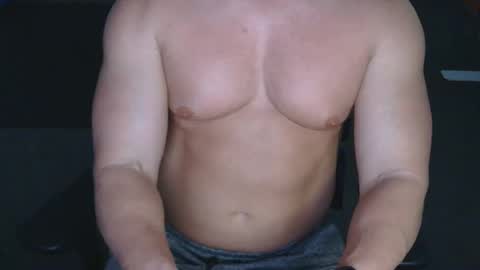 Snapshot of steelphysique chatting on March 2026 03:45:02 AM SteelPhysique online show from March 2026 03:45:02 AM