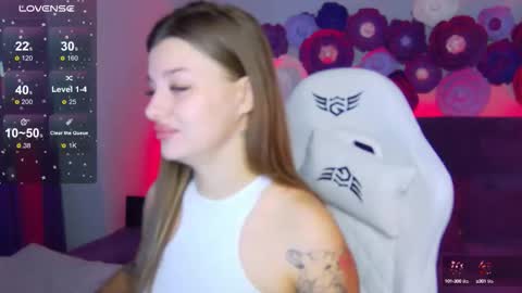 Stefa online show from October 2025 03:38:01 AM