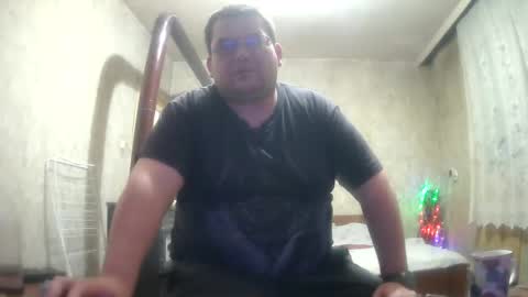 Stefan online show from November 2025 03:04:01 PM