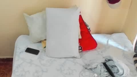 julieth-cancer online show from December 2024 05:29:02 PM