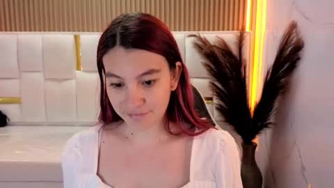 Stefania tp    730am - 1400 pm online show from March 2026 12:44:01 PM