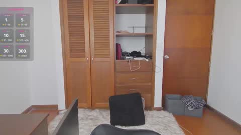 Stafania 3 online show from November 2025 01:55:01 PM