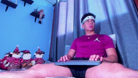 Stefann Salvatore online show from January 2025 10:13:01 PM