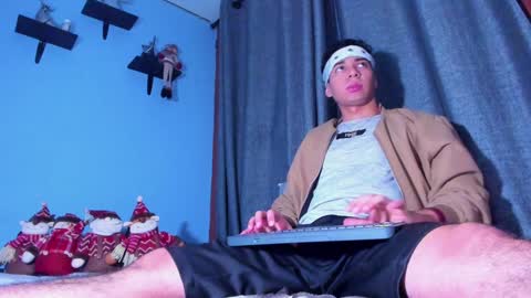 Stefann Salvatore online show from January 2025 11:31:01 PM