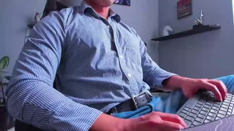 Snapshot of stefann_salvatore chatting on April 2026 10:01:01 PM Stefann Salvatore online show from April 2026 10:01:01 PM