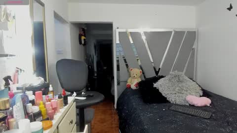 Snapshot of stefannym chatting on February 2026 12:01:01 AM Stefy Milf online show from February 2026 12:01:01 AM