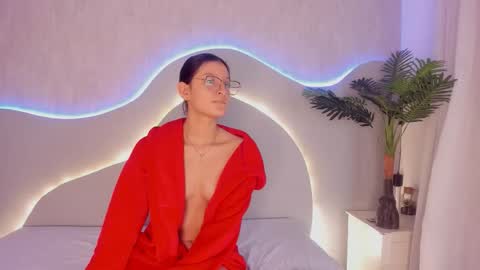 Snapshot of stefany_gonzales_ chatting on October 2025 12:06:02 PM Stefany online show from October 2025 12:06:02 PM