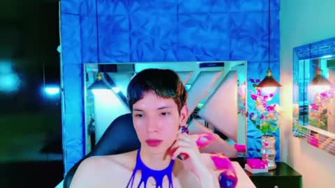 stefany piink online show from May 2026 04:34:01 PM