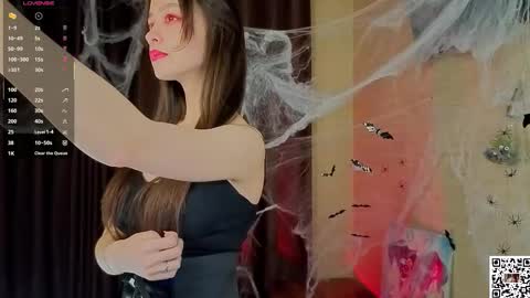 Becky steff online show from October 2025 08:21:02 PM