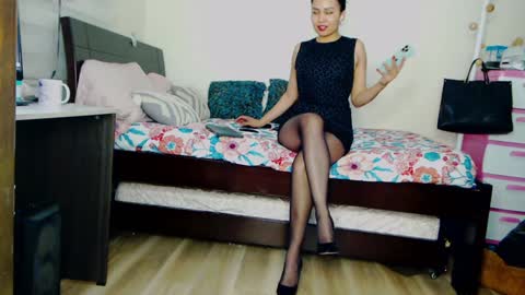 Zuly online show from December 2024 03:47:02 AM