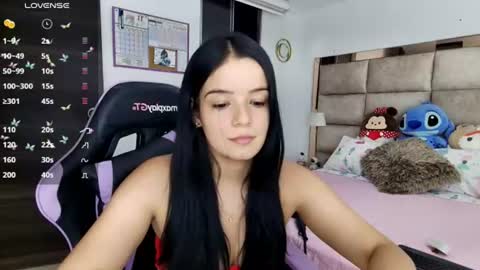 Snapshot of stefy810675 chatting on June 2026 11:53:02 PM Stefany online show from June 2026 11:53:02 PM