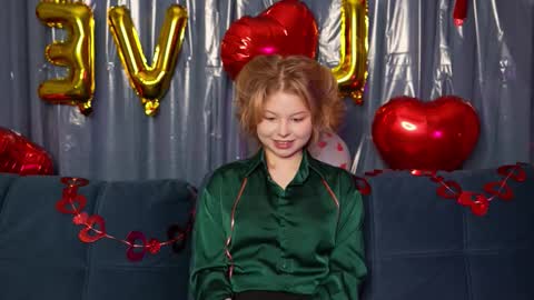 Stella online show from February 2026 07:09:02 PM