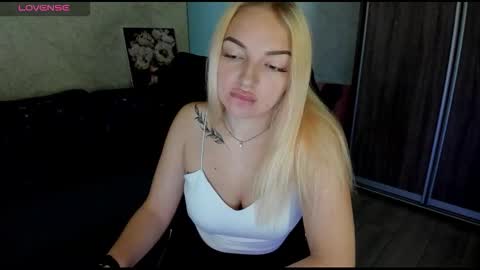 Stella  Cox online show from September 2025 05:40:01 AM