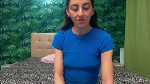 Snapshot of stella_john chatting on January 2025 04:36:01 AM Stella John online show from January 2025 04:36:01 AM