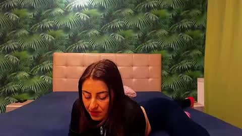 Snapshot of stella_john chatting on February 2025 04:43:01 AM Stella John online show from February 2025 04:43:01 AM