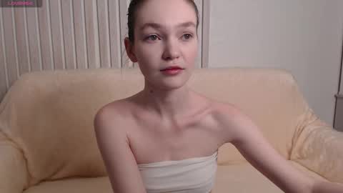 stellapayne online show from October 2025 10:50:01 PM