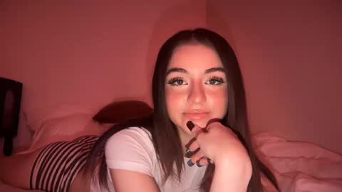 stellapearl online show from October 2025 08:06:02 PM