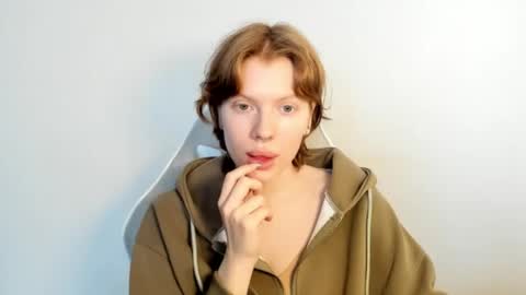 S T E L L A online show from February 2026 07:57:01 AM