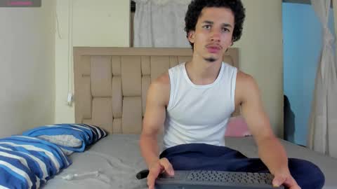 Snapshot of stepcouple__ chatting on September 2025 10:15:02 PM Stepcouple online show from September 2025 10:15:02 PM