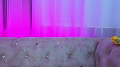 Stefff  online show from May 2026 02:06:01 AM