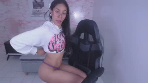 Stephania online show from December 2024 06:54:02 AM