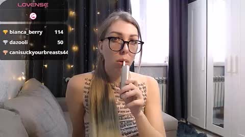 Snapshot of stephaniekiss chatting on February 2026 08:10:01 AM Stephanie online show from February 2026 08:10:01 AM