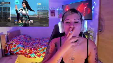 Snapshot of stephany_uwu chatting on January 2025 12:38:01 AM Stephany independient model online show from January 2025 12:38:01 AM
