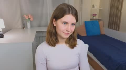 Kate  online show from November 2025 03:08:02 PM