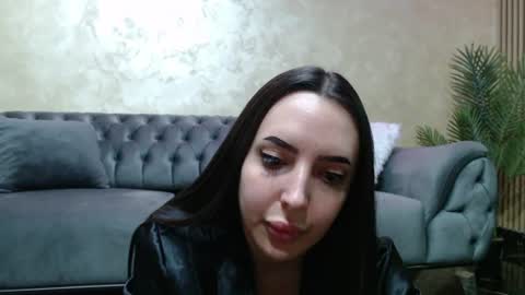 Snapshot of stepmommy19 chatting on July 2026 07:02:02 PM StepMommy19 online show from July 2026 07:02:02 PM