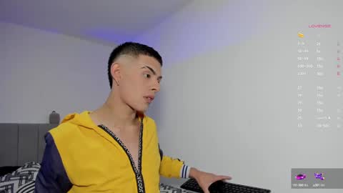 Snapshot of steveen_1604 chatting on December 2024 08:33:01 PM Stevenn online show from December 2024 08:33:01 PM