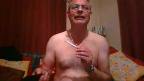 stevejm3740 online show from April 2026 01:10:02 AM