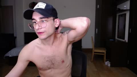 Alex   online show from February 2025 08:42:02 PM