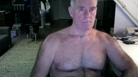 Snapshot of stevetwo chatting on January 2025 10:35:01 PM stevetwo online show from January 2025 10:35:01 PM