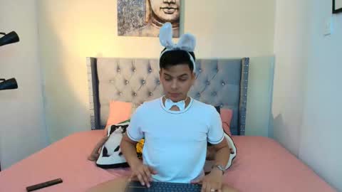 stewart online show from October 2025 02:00:02 AM