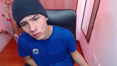 Snapshot of stich_23 chatting on February 2026 01:16:01 PM Stich online show from February 2026 01:16:01 PM