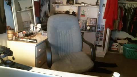 Snapshot of stickey4areason chatting on December 2024 01:29:01 AM stickey online show from December 2024 01:29:01 AM