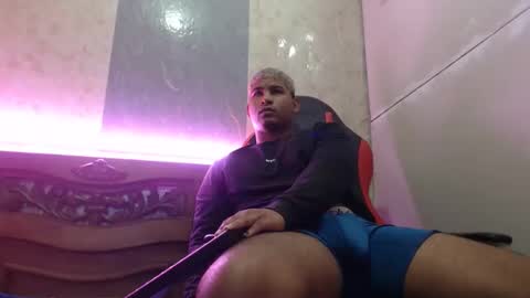 stitch love233 online show from January 2026 12:25:01 AM