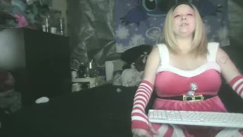 Tasha and Drew online show from December 2025 07:58:02 AM