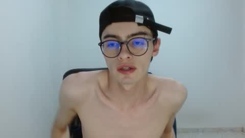 Snapshot of stiv_grant chatting on April 2026 11:07:01 PM stiv_grant online show from April 2026 11:07:01 PM