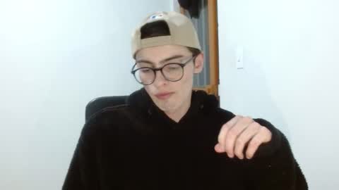 Snapshot of stiv_grant chatting on April 2026 12:05:02 AM stiv_grant online show from April 2026 12:05:02 AM