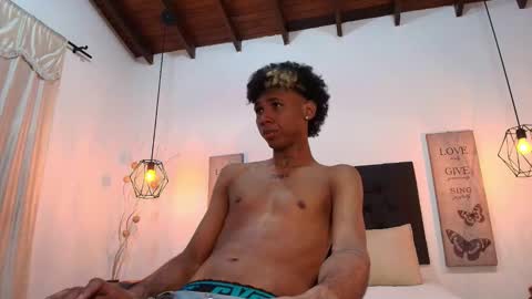 Stiven  online show from November 2025 04:01:02 AM