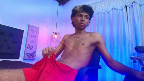 Stiven  online show from December 2025 08:06:02 PM