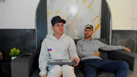 friends online show from February 2026 05:07:02 AM