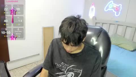 Stiwen online show from December 2025 02:21:01 PM