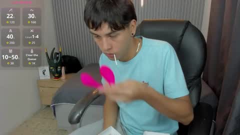 Snapshot of stiwentwink chatting on June 2026 02:08:02 PM Stiwen online show from June 2026 02:08:02 PM