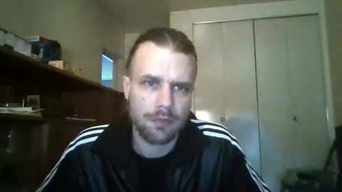 stockingsnfeet online show from May 2026 07:00:01 PM