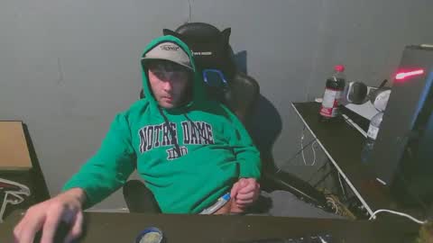 stonedpanda77 online show from December 2024 05:15:01 AM